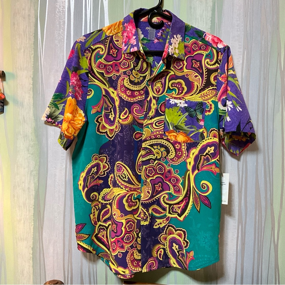 NWT$118 Johnny Was California Men’s SMALL Paisley Hearts Button Front Shirt